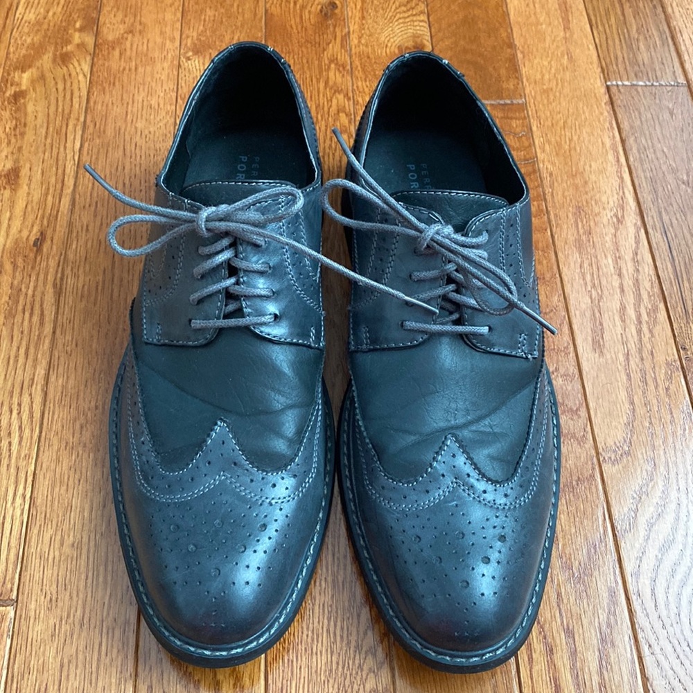 Perry Ellis Portfolio Milton Wingtips